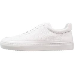 Tenisówki męskie: Jim Rickey CROWN Tenisówki i Trampki white