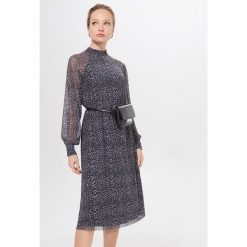 Sukienka midi we wzory - Czarny. Czarne sukienki damskie Mohito, s, midi. Za 139,99 zł.