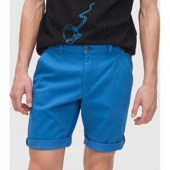 Szorty chinos slim - Niebieski. Niebieskie spodenki i szorty męskie Cropp, m, bez wzorów. Za 79,99 zł.