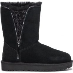 UGG Classic Zip Śniegowce Czarny. Czarne śniegowce damskie Ugg, na zimę, z wełny, bez zapięcia. Za 921,95 zł.