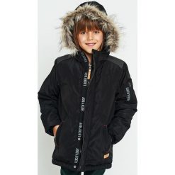 Nativo - Kurtka dziecięce 104-152 cm. Niebieskie kurtki chłopięce Nativo, bez wzorów, z poliesteru, krótkie, z kapturem. W wyprzedaży za 219,90 zł.