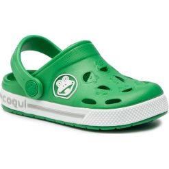 Klapki COQUI - Froggy 8801-100-5732 New Green/White. Zielone sandały chłopięce Coqui, z tworzywa sztucznego, bez zapięcia. Za 69,99 zł.