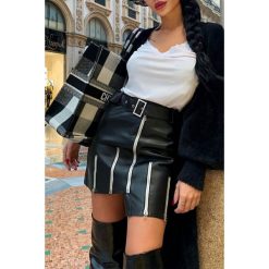 Spódnica mini TALLA. Czarne spódniczki damskie IVET, bez wzorów, eleganckie, z podwyższonym stanem, mini. W wyprzedaży za 119,00 zł.