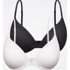 Biustonosz push-up 2 pack - Kremowy. Białe biustonosze Reserved, bez wzorów. Za 69,99 zł.
