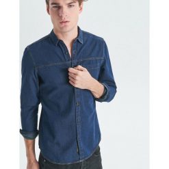 Jeansowa koszula - Granatowy. Niebieskie koszule męskie marki Cropp, s, z jeansu. Za 79,99 zł.