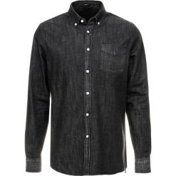 Denham STANDARD Koszula black. Czarne koszule męskie marki Denham, xl, bez wzorów, z bawełny, bez kołnierzyka, bez rękawów. Za 549,00 zł.