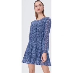 Sukienka w kwiaty - Granatowy. Niebieskie sukienki damskie Sinsay, s, w kwiaty, bez kołnierzyka, bez rękawów. Za 59,99 zł.