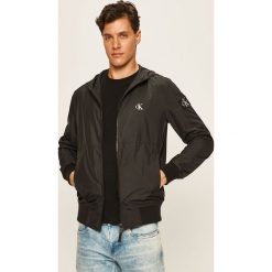 Calvin Klein Jeans - Kurtka. Czarne płaszcze męskie Calvin Klein Jeans, s, bez wzorów, z poliesteru, krótkie, z kapturem. Za 599,90 zł.