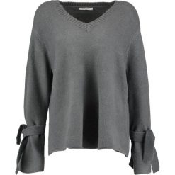 Swetry klasyczne damskie: Glamorous Sweter charcoal