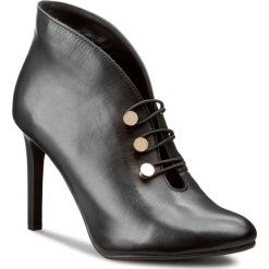 Buty zimowe damskie: Szpilki CARINII – B3927 E50-000-000-A92