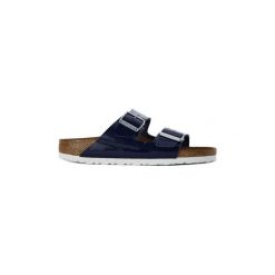 Sandały Birkenstock ARIZONA PATENT. Niebieskie sandały damskie marki Birkenstock, bez wzorów, bez obcasa, bez zapięcia. Za 345,79 zł.