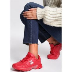Czerwone Buty Sportowe Down For Life. Czerwone buty sportowe damskie Renee, sportowe. Za 89,99 zł.