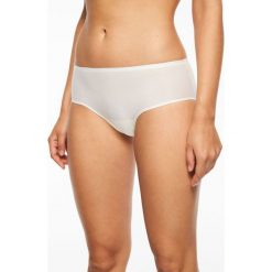 Figi klasyczne z wysokim stanem Chantelle SoftStretch C26440. Brązowe figi damskie Chantelle, bez wzorów, z elastanu. Za 69,00 zł.