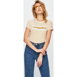 Only - Top. Białe bluzki damskie marki ONLY, s, z nadrukiem, z bawełny, z okrągłym kołnierzem, z krótkim rękawem. Za 59,90 zł.