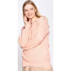 Jasnoróżowy Sweter Will It Burst. Czerwone bluzki damskie Born2be, uniwersalny. Za 39,99 zł.