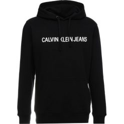 Calvin Klein Jeans INSTITUTIONAL HOODIE Bluza z kapturem black with white logo. Czarne bluzy męskie rozpinane Calvin Klein Jeans, m, z bawełny, z kapturem. Za 419,00 zł.
