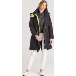 PARKA Armani Exchange. Czarne kurtki damskie s. Za 835,00 zł.