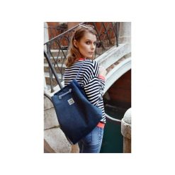 Plecak CITY BAG GRANATOWY. Niebieskie plecaki damskie marki Intensi, z bawełny. Za 149,00 zł.