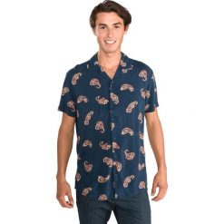 Jack & Jones Viggo Koszula Niebieski. Niebieskie koszule męskie Jack & Jones, s, bez wzorów, z wiskozy, bez kołnierzyka, z krótkim rękawem. Za 178,95 zł.