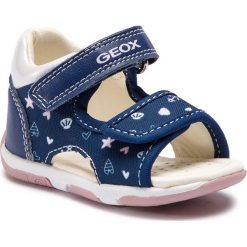 Sandały GEOX - B S.Tapuz G. A B920YA 0AW54 C0694 M Navy/Pink. Niebieskie sandały dziewczęce Geox, ze skóry ekologicznej, bez zapięcia. W wyprzedaży za 139,00 zł.