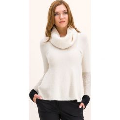 Sweter Pennyblack 23640119. Brązowe swetry damskie Pennyblack, m, bez wzorów, z elastanu, klasyczne, bez rękawów, bez kaptura. W wyprzedaży za 399,00 zł.
