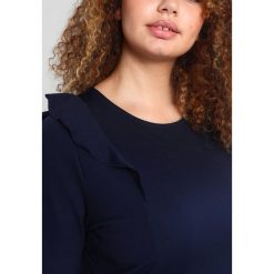 Sukienki hiszpanki: Dorothy Perkins Curve SHOULDER FRILL LIVERPOOL Sukienka letnia navy