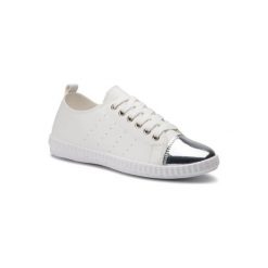 NYLON RED WS5788A-02. Czarne trampki i tenisówki damskie Nylon Red, bez wzorów, ze skóry ekologicznej, bez zapięcia. Za 49,99 zł.
