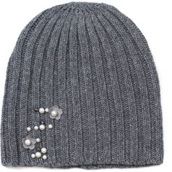 Czapka damska Perłowe kwiaty szara. Białe czapki zimowe damskie Art of Polo, w kwiaty. Za 39,22 zł.