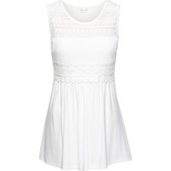 Top z koronką bonprix biel wełny. Białe bluzki damskie bonprix, w koronkowe wzory, z elastanu, bez kołnierzyka, bez rękawów. Za 74,99 zł.