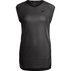 Nike Performance Koszulka sportowa black/white. Czarne t-shirty damskie Nike Performance, m, z elastanu. W wyprzedaży za 146,30 zł.