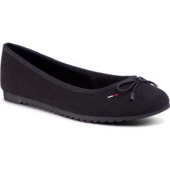 Baleriny TOMMY JEANS - Color Block Ballerina EN0EN00818 Black BDS. Czarne baleriny damskie Tommy Jeans, bez wzorów, z jeansu, klasyczne, bez obcasa. Za 299,00 zł.