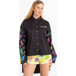 KOSZULA Versace Jeans Couture. Koszule damskie Versace Jeans Couture, bez wzorów, z jeansu, eleganckie, bez kołnierzyka, bez rękawów. W wyprzedaży za 860,30 zł.