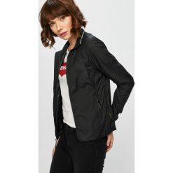 Jack Wolfskin - Kurtka. Różowe kurtki damskie Jack Wolfskin, s, bez wzorów, z poliesteru, krótkie, bez kaptura. W wyprzedaży za 299,90 zł.
