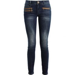 Mos Mosh BERLIN ZIP LONG Jeansy Slim Fit dark blue denim. Niebieskie jeansy damskie relaxed fit marki Mos Mosh. W wyprzedaży za 389,35 zł.