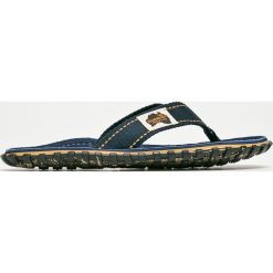 Gumbies - Japonki Islander Dark Denim. Niebieskie kapcie męskie Gumbies, z bawełny. W wyprzedaży za 79,90 zł.