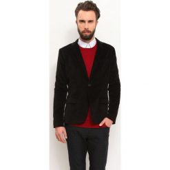 Marynarka męska taliowana, klasyczna z guzikiem. Czarne marynarki męskie Top Secret, m, bez wzorów, z jeansu, eleganckie. W wyprzedaży za 119,99 zł.