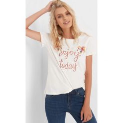 Bluzki, topy, tuniki: T-shirt z haftem i nadrukiem