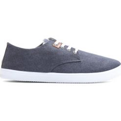 Granatowe Tenisówki Life Starts Now. Niebieskie trampki męskie Born2be, na lato, bez wzorów, z materiału, na sznurówki. Za 59,99 zł.