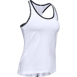 Under Armour koszulka damska Knockout Tank (1351596) XL biała. Białe bluzki sportowe damskie Under Armour, xl, bez wzorów, z materiału, bez kołnierzyka, bez rękawów, bez kaptura, na fitness i siłownię. Za 175,00 zł.