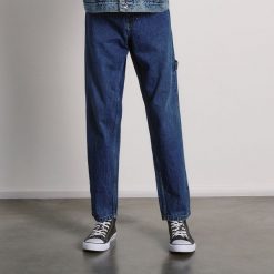 Spodnie jeansowe baggy - Niebieski. Niebieskie spodnie męskie Reserved, bez wzorów, z jeansu. W wyprzedaży za 49,99 zł.