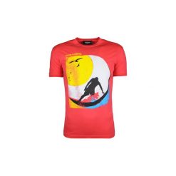 T-shirty z krótkim rękawem Dsquared S71GD0649. Czerwone t-shirty męskie Dsquared, s, bez wzorów, bez kołnierzyka, krótkie. Za 489,00 zł.