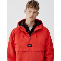 Kurtka typu kangur z kapturem. Kurtki męskie Pull&Bear. Za 109,00 zł.