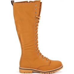 Seastar brązowe Sznurowane Kozaki Damskie. Pomarańczowe kozaki damskie SEASTAR, na zimę, eleganckie, bez obcasa, na sznurówki. W wyprzedaży za 119,00 zł.