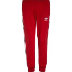Chinosy chłopięce: adidas Originals PANTS Spodnie treningowe scarlet