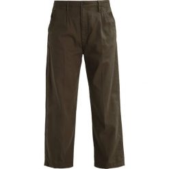 Chinosy damskie: GStar BRONSON MID 3D LOOSE PLEAT CINCH CHINO W Spodnie materiałowe forest night