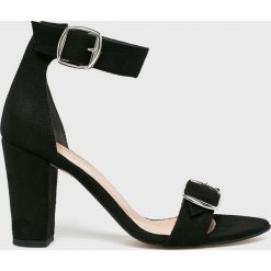Answear - Sandały MRC07.X. Czarne sandały damskie ANSWEAR, z materiału, z okrągłym noskiem, na klamry. W wyprzedaży za 49,90 zł.
