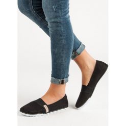 LEKKIE SLIPONY VINCEZA. Czarne trampki i tenisówki damskie Vinceza, bez wzorów, bez zapięcia. Za 52,90 zł.