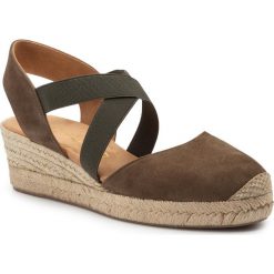Espadryle UNISA - Cele 19 Ks Salvia Ksde Ss. Zielone espadryle damskie Unisa, bez wzorów, ze skóry, bez obcasa, na obcasie. W wyprzedaży za 279,00 zł.