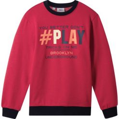 Bluza z modnym nadrukiem bonprix czerwony melanż. Czerwone bluzy chłopięce bonprix, z nadrukiem, z długim rękawem, długie, bez kaptura. Za 44,99 zł.