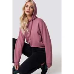 NA-KD Basic Bluza z kapturem basic - Pink. Różowe bluzy damskie marki NA-KD Basic, bez wzorów, z bawełny, z długim rękawem, długie, z kapturem. Za 100,95 zł.